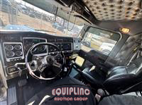 2016 Kenworth W900 6X4 T/A SLEEPER TRUCK TRA