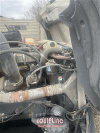 2018 Freightliner CASCADIA 6X4 T/A SLEEPER TRUCK