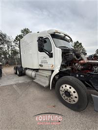 2018 Peterbilt 579 6X4 T/A SLEEPER TRUCK TRAC