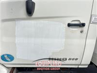 2012 Hino 268 4X2 S/A BOX TRUCK