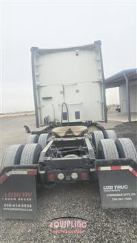 2020 Kenworth T680 6X4 T/A SLEEPER TRUCK TRA