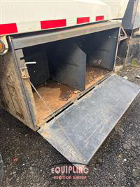 2012 Freightliner M2