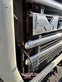 2003 Mack CV713 TRI/A DUMP TRUCK