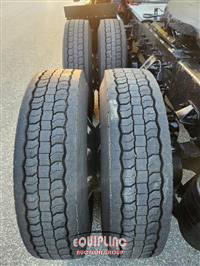 2015 Peterbilt 579 6X4 T/A SLEEPER TRUCK TRAC