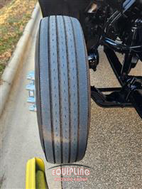 2015 Peterbilt 579 6X4 T/A SLEEPER TRUCK TRAC