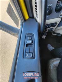 2015 Peterbilt 579 6X4 T/A SLEEPER TRUCK TRAC