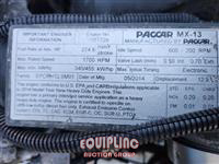 2015 Peterbilt 579 6X4 T/A SLEEPER TRUCK TRAC