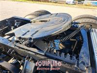 2015 Peterbilt 579 6X4 T/A SLEEPER TRUCK TRAC