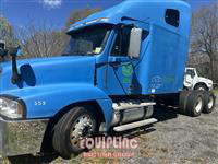 2000 Freightliner CENTURY CLASS 6X4 T/A SLEEPER 