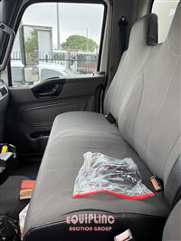 2019 International MV607 4X2 SA 26FT NON CDL BOX 