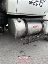 2019 International MV607 4X2 SA 26FT NON CDL BOX 