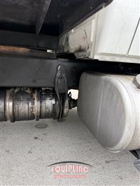 2019 International MV607 4X2 SA 26FT NON CDL BOX 