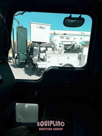 2007 Kenworth T800 TRI/A ROLLOFF TRUCK