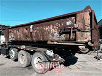 2007 Kenworth T800 TRI/A ROLLOFF TRUCK