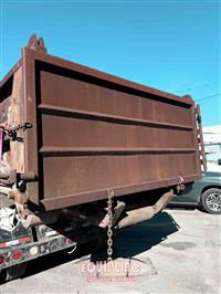 2007 Kenworth T800 TRI/A ROLLOFF TRUCK