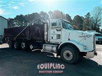 2007 Kenworth T800 TRI/A ROLLOFF TRUCK