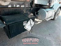 2007 Kenworth T800 TRI/A ROLLOFF TRUCK