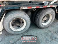 2007 Kenworth T800 TRI/A ROLLOFF TRUCK