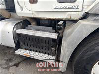 2012 Mack GU (Granite)