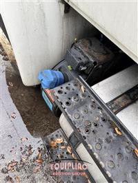 2017 International 4300 4X2 S/A 26FT BOX TRUCK