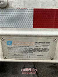 2017 International 4300 4X2 S/A 26FT BOX TRUCK