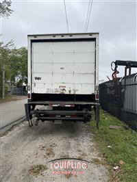 2017 International 4300 4X2 S/A 26FT BOX TRUCK