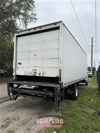 2017 International 4300 4X2 S/A 26FT BOX TRUCK