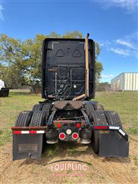 2014 Freightliner CASCADIA