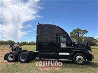2014 Freightliner CASCADIA