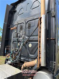 2014 Freightliner CASCADIA