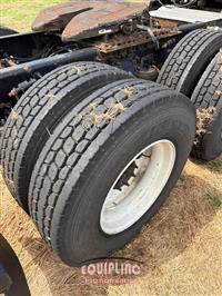 2014 Freightliner CASCADIA