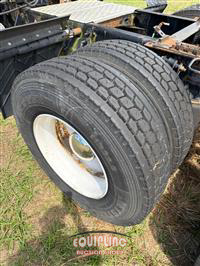 2014 Freightliner CASCADIA