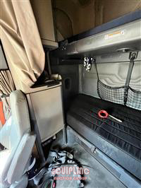 2018 Freightliner CASCADIA