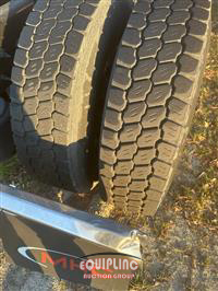 2020 Peterbilt 579 6X4 T/A SLEEPER TRUCK TRAC