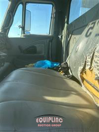 2007 International 7600 6X4 T/A GARBAGE TRUCK