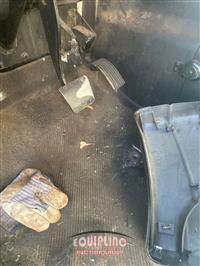 2007 International 7600 6X4 T/A GARBAGE TRUCK