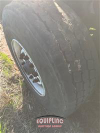 2007 International 7600 6X4 T/A GARBAGE TRUCK