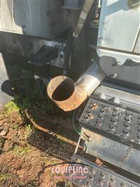 2007 International 7600 6X4 T/A GARBAGE TRUCK