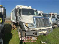 2007 International 7600 6X4 T/A GARBAGE TRUCK