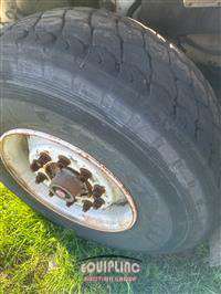 2007 International 7600 6X4 T/A GARBAGE TRUCK