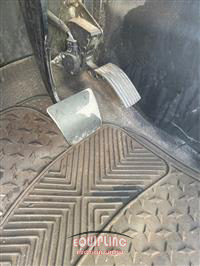 2007 International 7600 6X4 T/A GARBAGE TRUCK