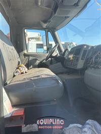 2007 International 7600 6X4 T/A GARBAGE TRUCK