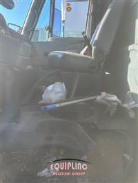 2007 International 7600 6X4 T/A GARBAGE TRUCK