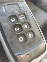 2007 International 7600 6X4 T/A GARBAGE TRUCK