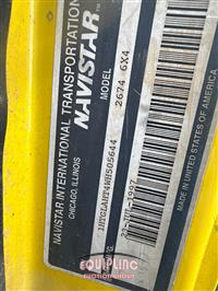 1998 International 2674 6X4 T/A VACUUM TRUCK