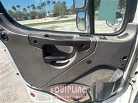 2016 Freightliner M2