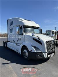 2021 Volvo VNL860 6X4 T/A SLEEPER TRUCK T