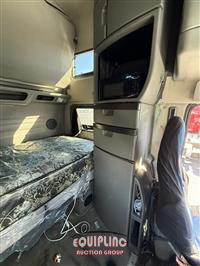 2021 Volvo VNL860 6X4 T/A SLEEPER TRUCK T