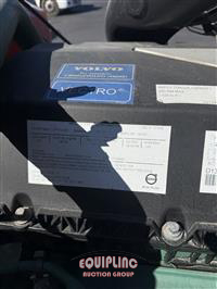 2021 Volvo VNL860 6X4 T/A SLEEPER TRUCK T