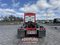 2017 Peterbilt 567 TRI/A SLEEPER TRUCK TRACTO